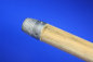Preview: Besenstiel aus lackiertem Holz mit Gewinde 140 cm