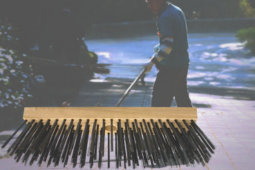steetbroom metal bristles