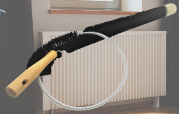Radiator brush made of goat hair