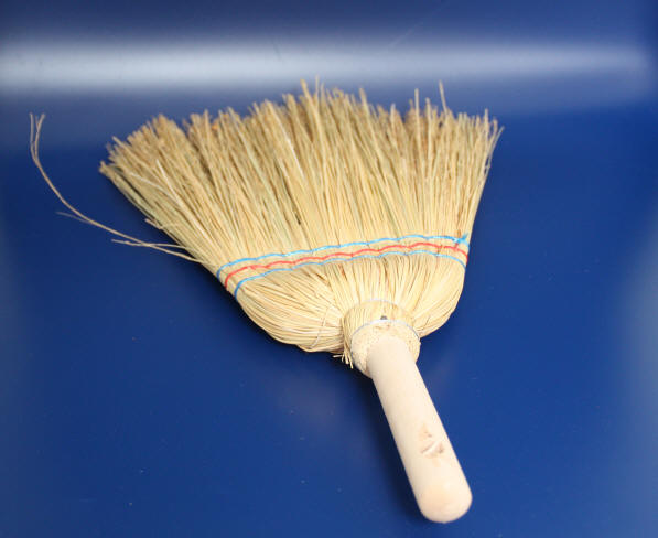 Wasserrose Artikel bequem online kaufen wie: Waschmittel, Putzmittel,  Reinigungsmittel usw. - Reisstrohhandfeger / Handbrosse feger schneefeger  brosse schneefeger schneebrosse autobrosse autofeger scheibenfeger abfegen  brossen kehren aufkehren klein