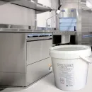 Geschirr-Reiniger für gewerbliche Spülautomaten in Pulverform